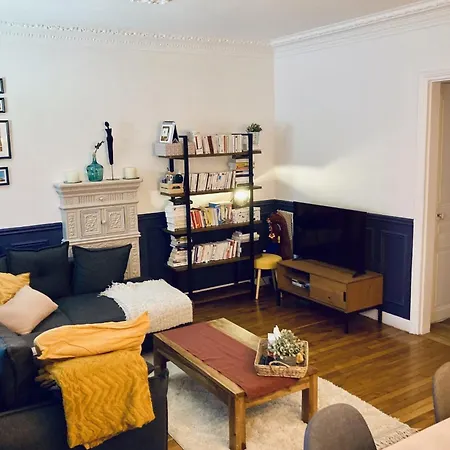 Comfortable 76m Apartment